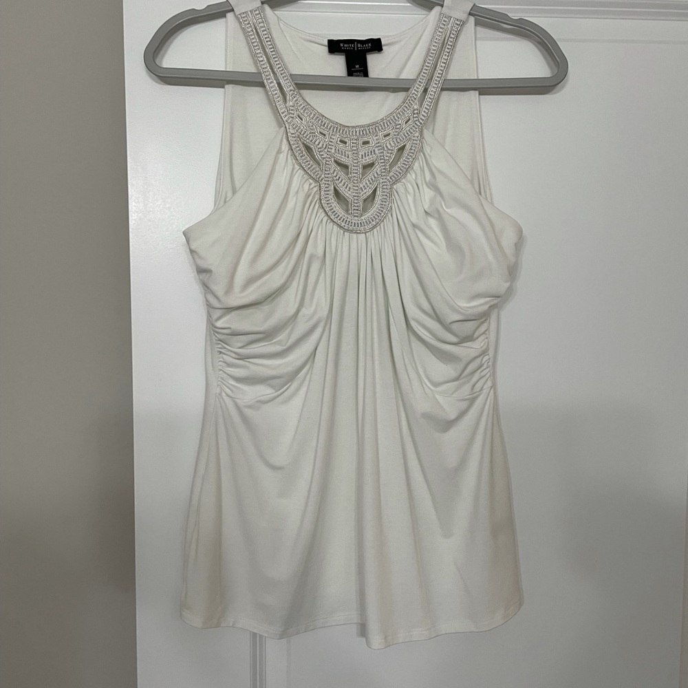White House Black Market Medium tank
